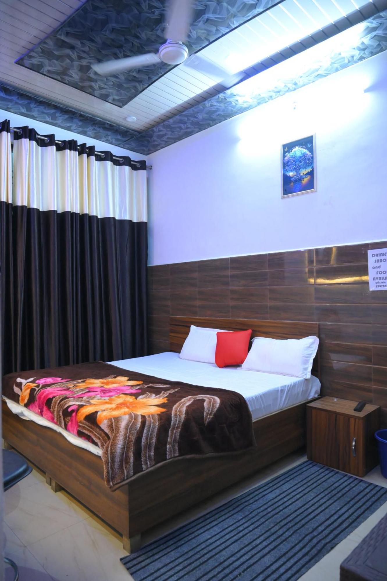 Hotel Starlight Meerut Exterior photo